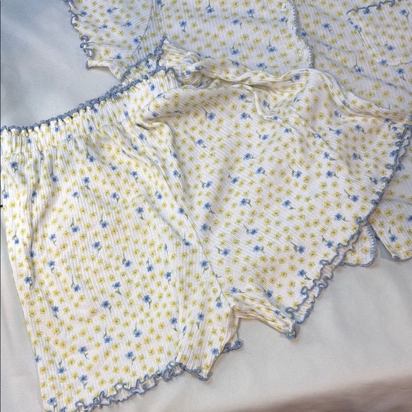 Vintage Earth Angels Floral Pajama Set, ruffled hems, sz Med &Small, *READ - Picture 11 of 11